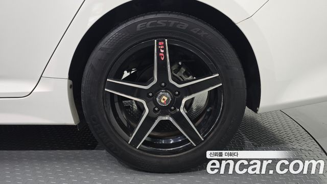 Kia K5 LPI Deluxe 2015 — фото 21
