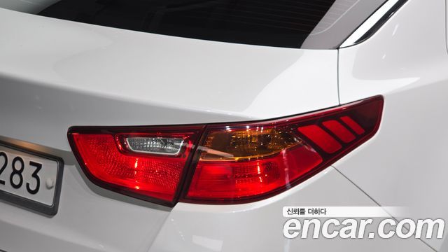 Kia K5 LPI Deluxe 2015 — фото 23