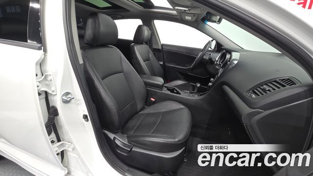 Kia K5 LPI Deluxe 2015 — фото 26