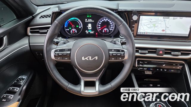 Kia K5 Hybrid (III) Prestige 2022 — фото 13