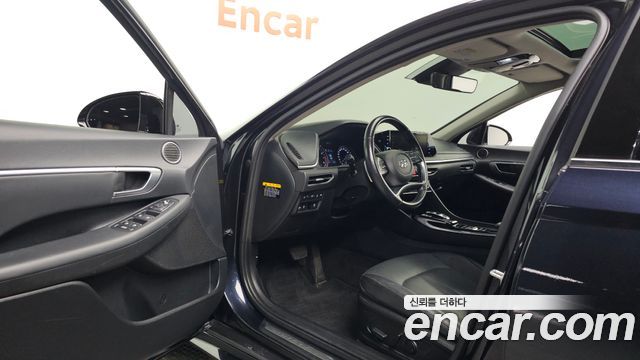 Hyundai Sonata (DN8) 2.0 Premium 2020 — фото 10