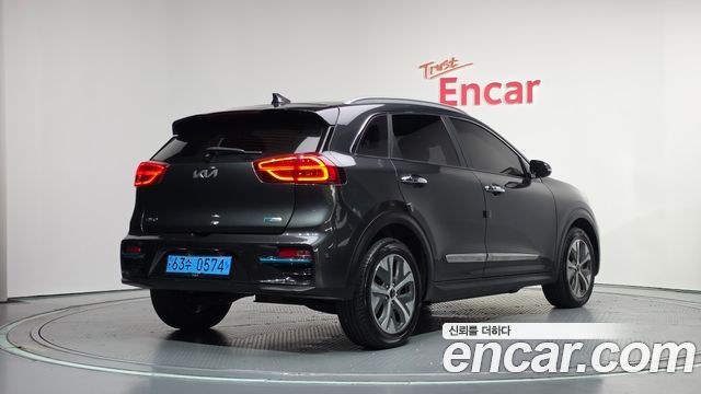 Kia Niro EV Prestige 2022 — фото 2