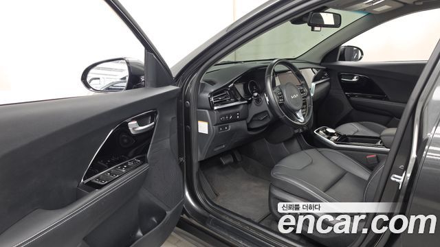 Kia Niro EV Prestige 2022 — фото 10