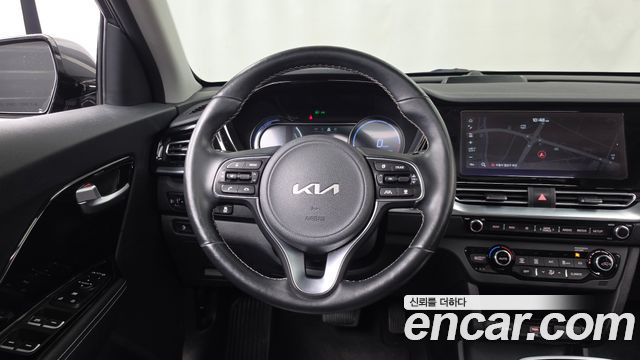 Kia Niro EV Prestige 2022 — фото 13