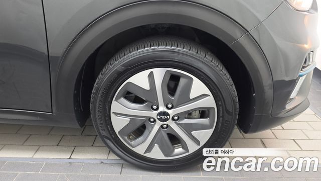 Kia Niro EV Prestige 2022 — фото 21