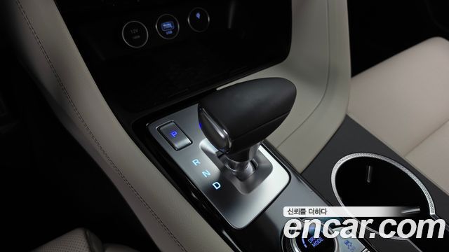 Genesis G70 Gasoline 2.5T 2WD 2025 — фото 9