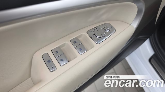 Genesis G70 Gasoline 2.5T 2WD 2025 — фото 28
