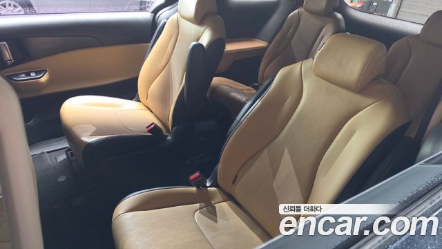 Kia Carnival (IV) Diesel 9-Seater Prestige 2023 — фото 30