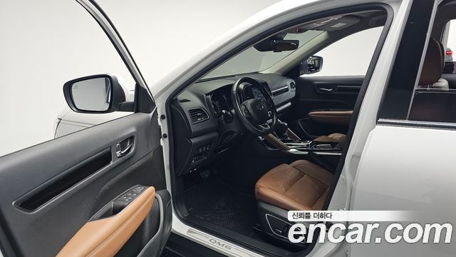 Renault Korea QM6 2.0 LPe RE 2WD 2024 — фото 10