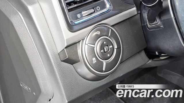 KG Mobility (SsangYong) Korando Sport 2.2 CX7 4WD Club 2017 — фото 14