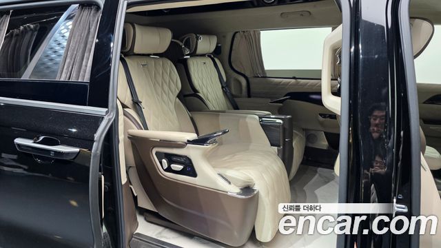 Kia Carnival (IV) Diesel 9-Seater Hi-Limousine(Special Vehicle) 2021 — фото 12