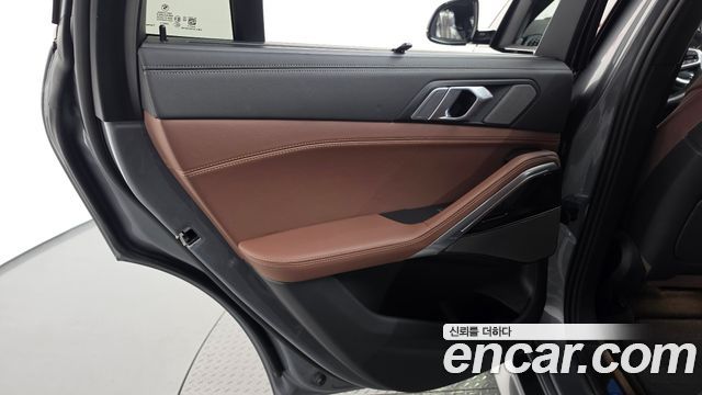 BMW X6 (G06) xDrive40i M Sport 2026 — фото 25