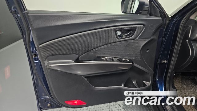 KG Mobility (SsangYong) Very New Tivoli Diesel 1.6 2WD V5 2020 — фото 24