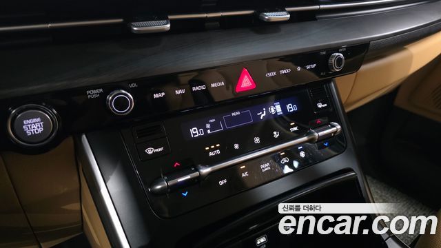 Kia Carnival (IV) Gasoline 9-Seater Prestige 2023 — фото 17
