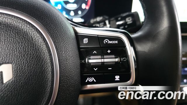 Kia Carnival (IV) Gasoline 9-Seater Prestige 2023 — фото 18