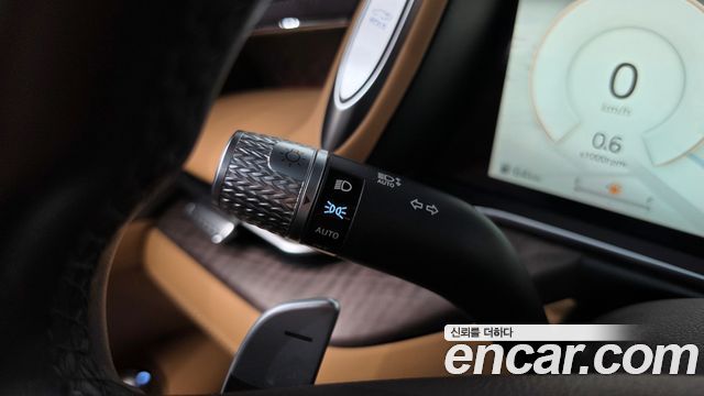Genesis G90 (RS4) Gasoline 3.5 Turbo AWD 2025 — фото 29