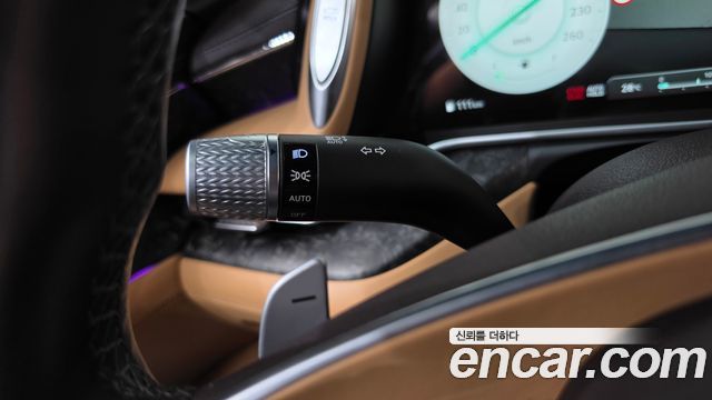 Genesis G90 (RS4) Gasoline 3.5 Turbo AWD 2023 — фото 29