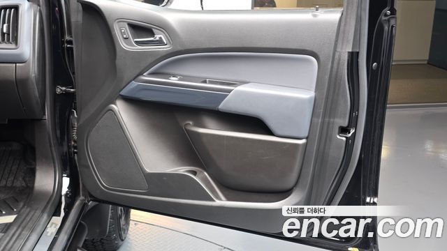 Chevrolet Real New Colorado 3.6 Z71-X Midnight 4WD 2021 — фото 25