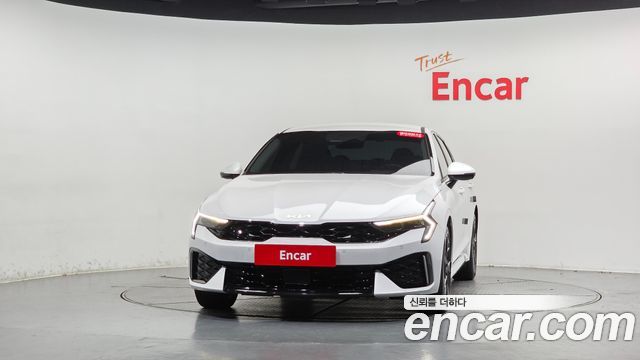 Kia K5 (III) 2.0 Noblesse 2025 — фото 3