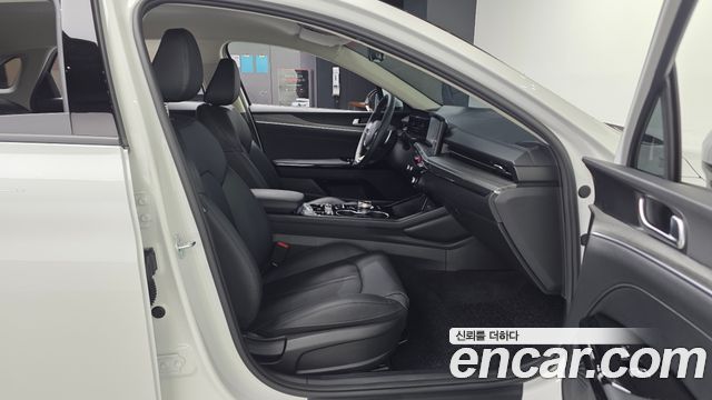 Kia K5 (III) 2.0 Noblesse 2025 — фото 11