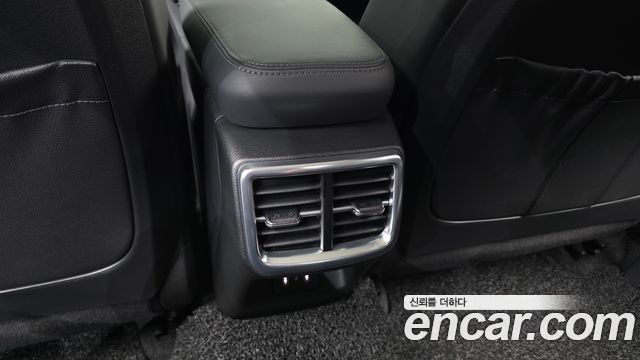 Kia K5 (III) 2.0 Noblesse 2025 — фото 30