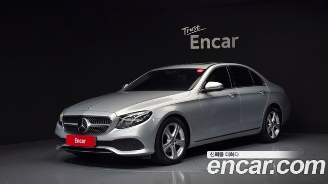 Mercedes-Benz E-Class (W213) E220d 4MATIC Avantgarde
