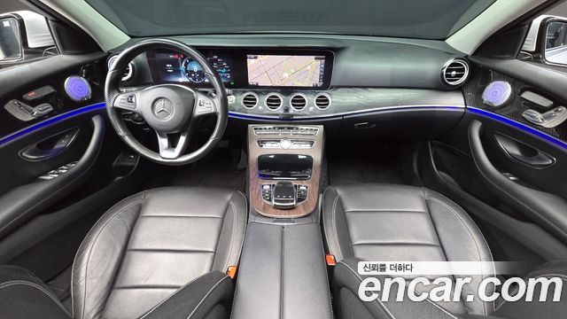 Mercedes-Benz E-Class (W213) E220d 4MATIC Avantgarde 2017 — фото 7