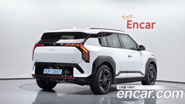 Kia EV3 Long Range 2WD GT Line 2026 — фото 2