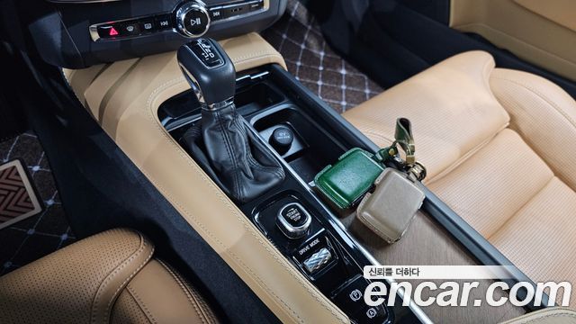 Volvo S90 D5 AWD Inscription 2019 — фото 9