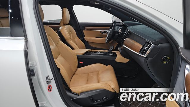 Volvo S90 D5 AWD Inscription 2019 — фото 11