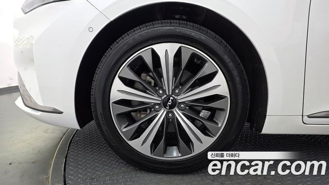 Kia K8 Hybrid Noblesse 2023 — фото 5
