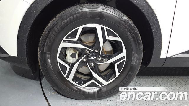 Kia Sportage (V) Gasoline 1.6 Turbo 2WD Trendy 2022 — фото 5