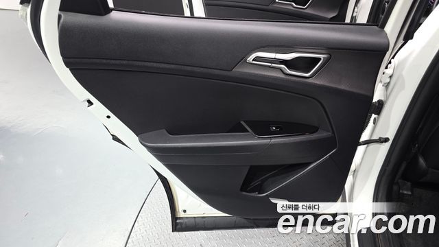 Kia Sportage (V) Gasoline 1.6 Turbo 2WD Trendy 2022 — фото 25