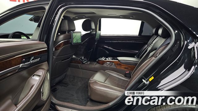 Genesis EQ900 5.0 GDI AWD Prestige 2016 — фото 11