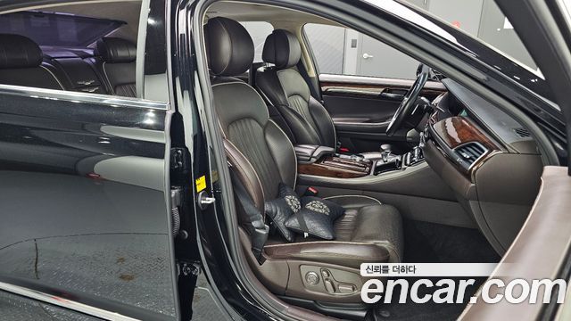 Genesis EQ900 5.0 GDI AWD Prestige 2016 — фото 12