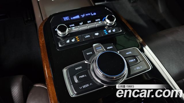 Genesis EQ900 5.0 GDI AWD Prestige 2016 — фото 19