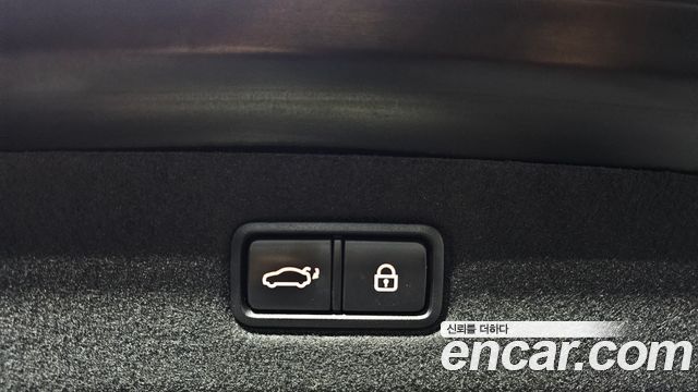 Genesis EQ900 5.0 GDI AWD Prestige 2016 — фото 20