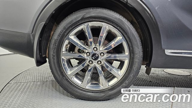 Kia Sorento Diesel 2.0 2WD Noblesse Special 2017 — фото 5