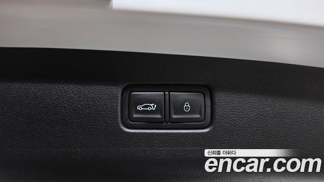 Genesis GV70 2.5T Gasoline 2WD 2025 — фото 18