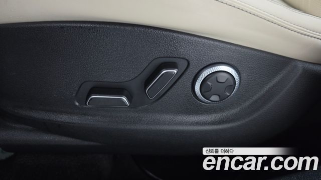 Genesis GV70 2.5T Gasoline 2WD 2025 — фото 31