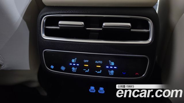Genesis GV70 2.5T Gasoline 2WD 2025 — фото 32
