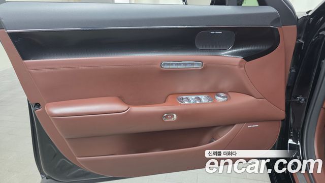 Genesis G90 (RS4) Gasoline 3.5 Turbo AWD 2022 — фото 30