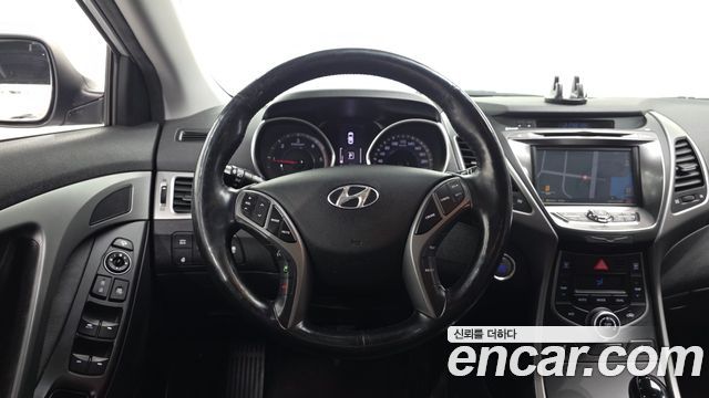Hyundai Avante 1.6 VGT Modern Standard 2014 — фото 12