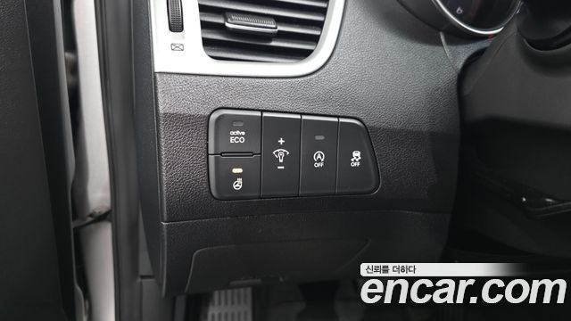 Hyundai Avante 1.6 VGT Modern Standard 2014 — фото 16