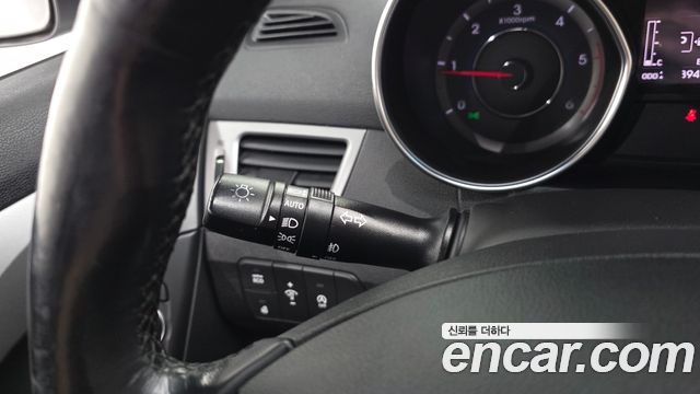 Hyundai Avante 1.6 VGT Modern Standard 2014 — фото 18