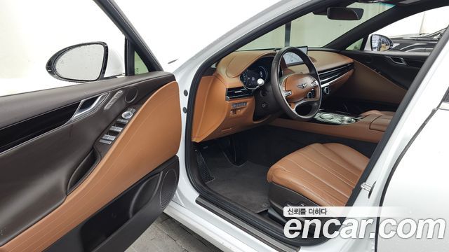 Genesis G80 (RG3) Gasoline 2.5 Turbo AWD 2022 — фото 10