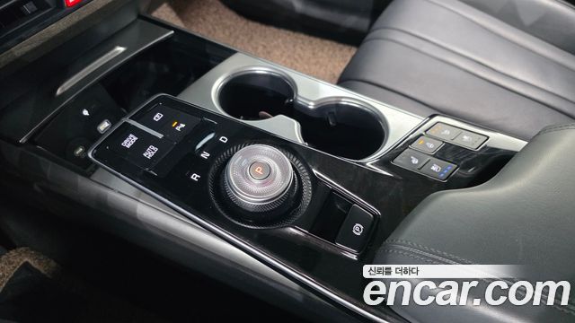 Kia K8 2.5 Gasoline 2WD Noblesse 2023 — фото 9