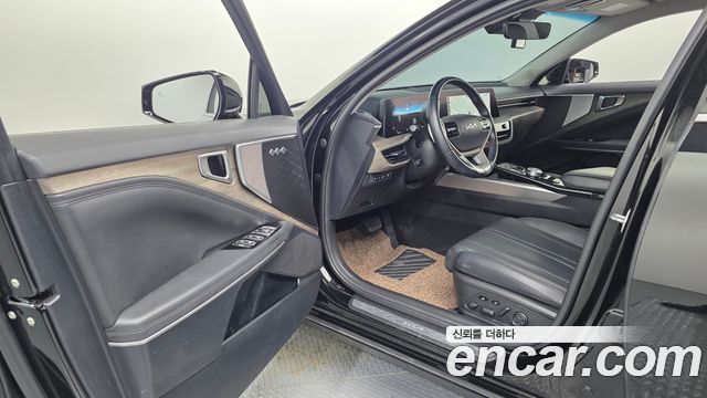 Kia K8 2.5 Gasoline 2WD Noblesse 2023 — фото 10