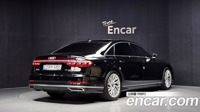 Audi A8 (D5) 55 TFSI Quattro LWB 2021 — фото 2
