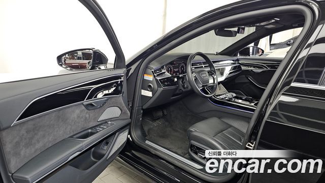 Audi A8 (D5) 55 TFSI Quattro LWB 2021 — фото 10